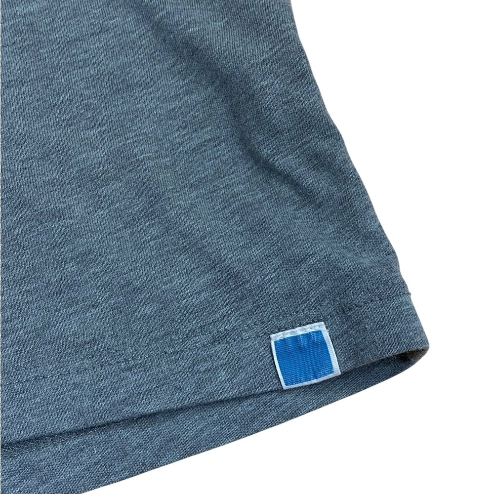 Jason Scott V-Neck Tee - Picture 3 of 5